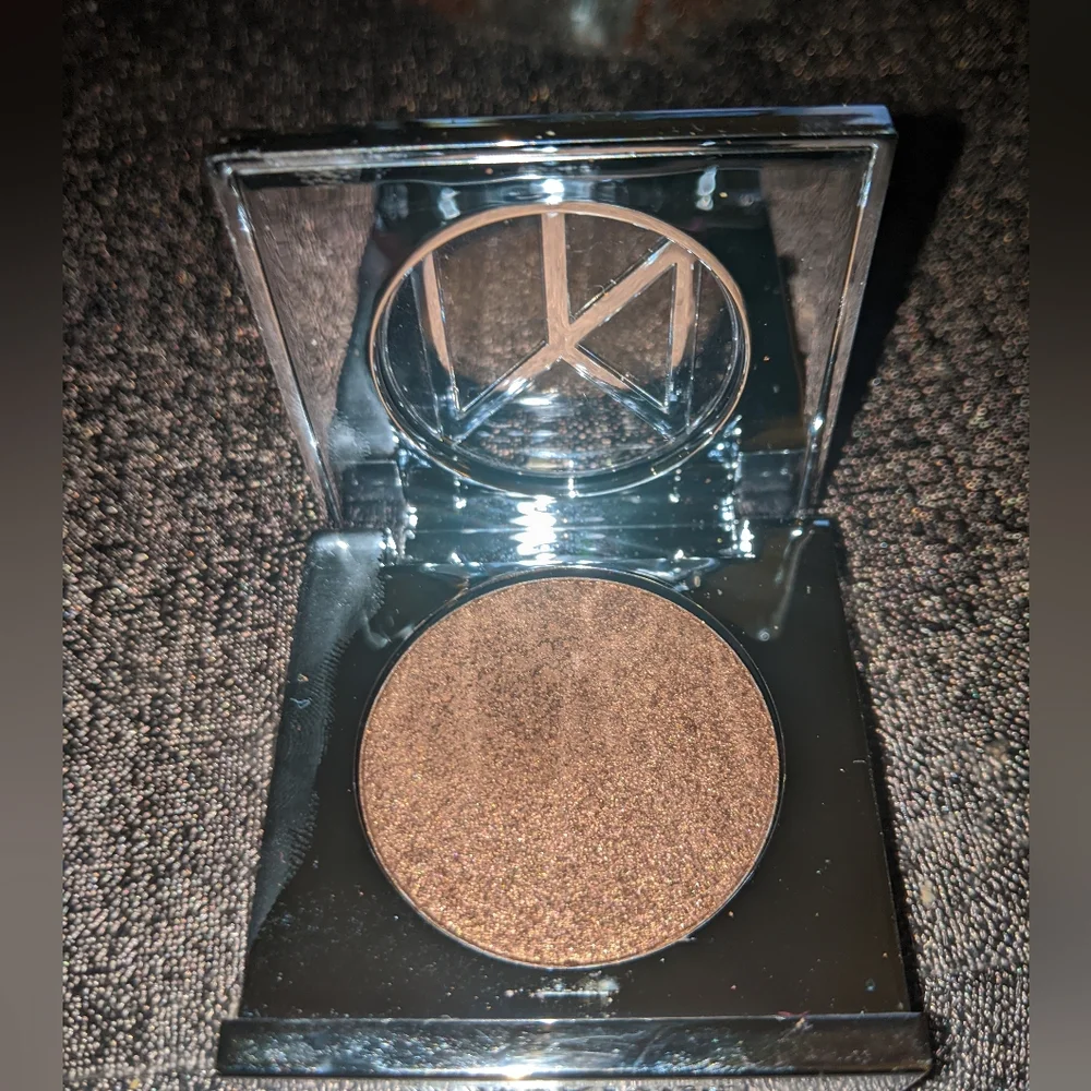 Il Makiage - Color Boss Eyeshadow News Flash 959 | 2.5 g